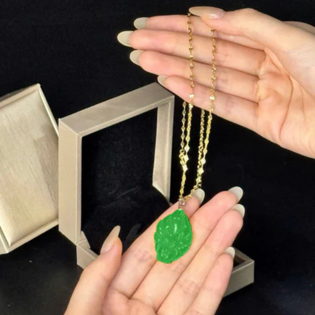 Aura Havenly "Harmony and Prosperity Energy" Green Fox Queen Necklace